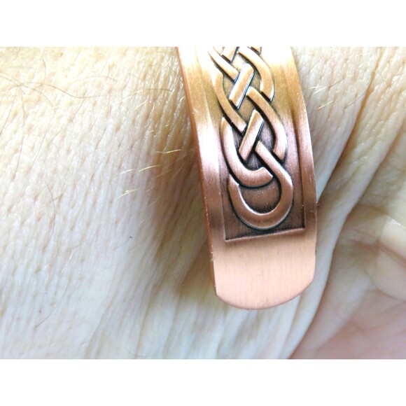 Celtic Knot Magnetized Natural Copper Bracelet NWOT  Health item Holistic - Picture 10 of 13